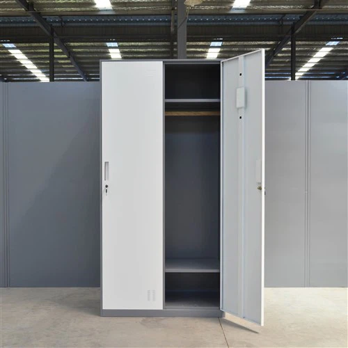 Fataskápur úr stáli